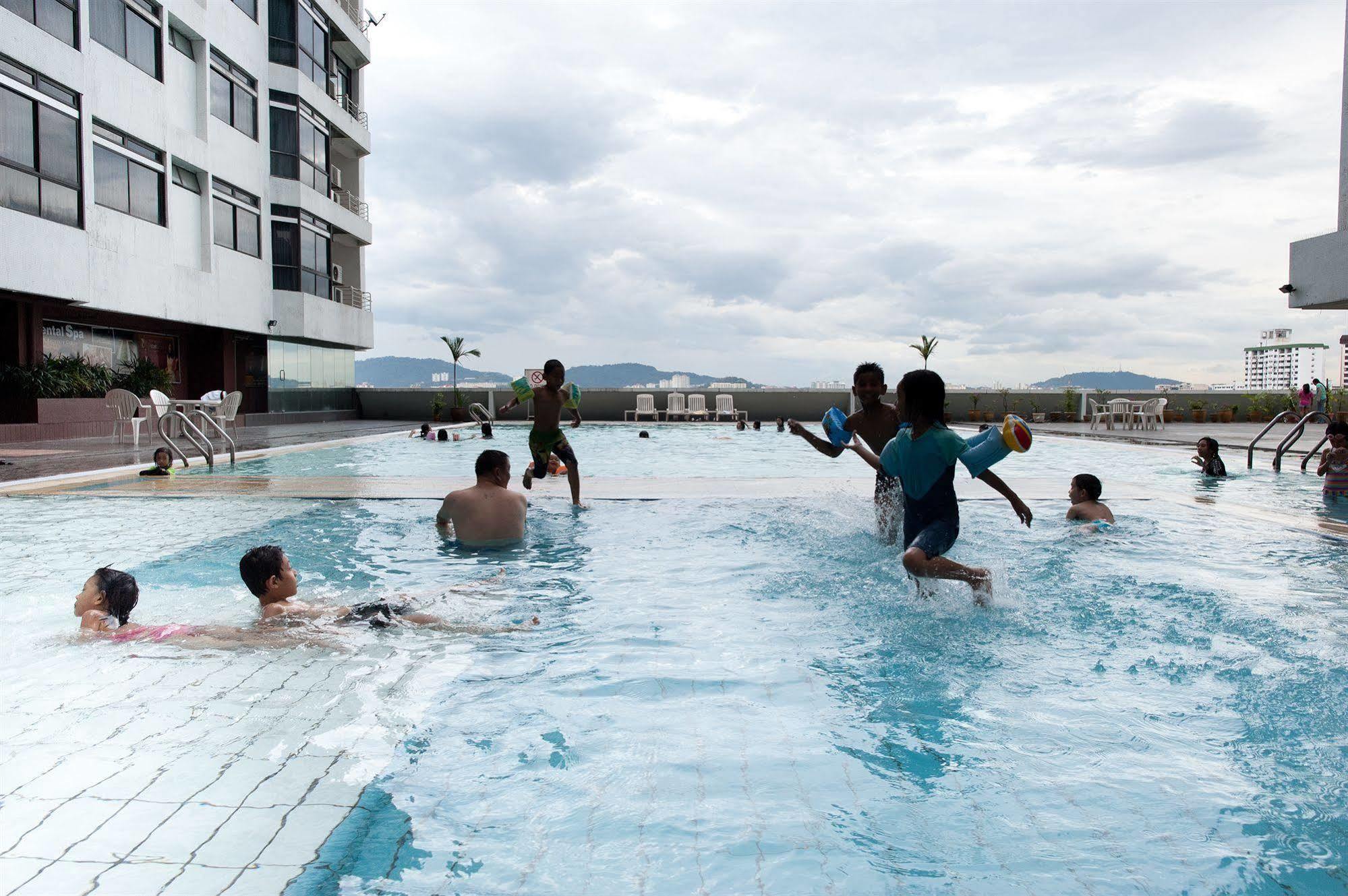 Fahrenheit Suites Bukit Bintang, Куала-Лумпур Экстерьер фото